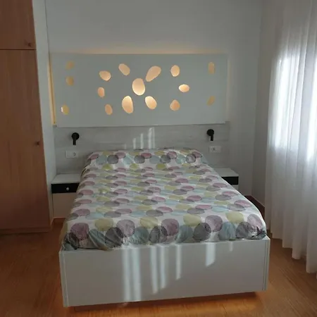 Lush Holiday In Arona With Jacuzzi Casa de Férias
