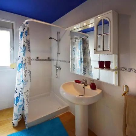 Casa de Férias Lush Holiday In Arona With Jacuzzi *